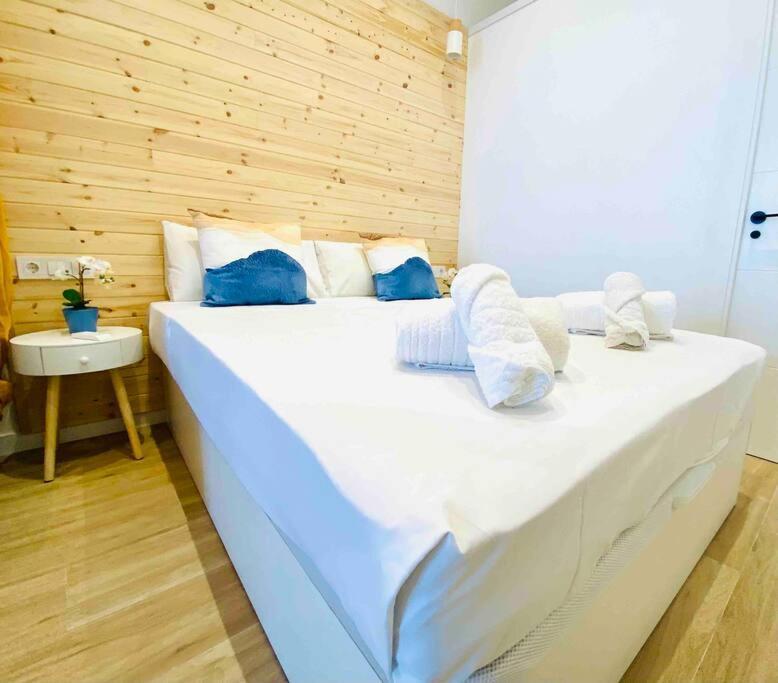 Beautiful Flat Next The Beach Valencia Bagian luar foto