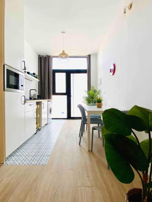 Beautiful Flat Next The Beach Valencia Bagian luar foto