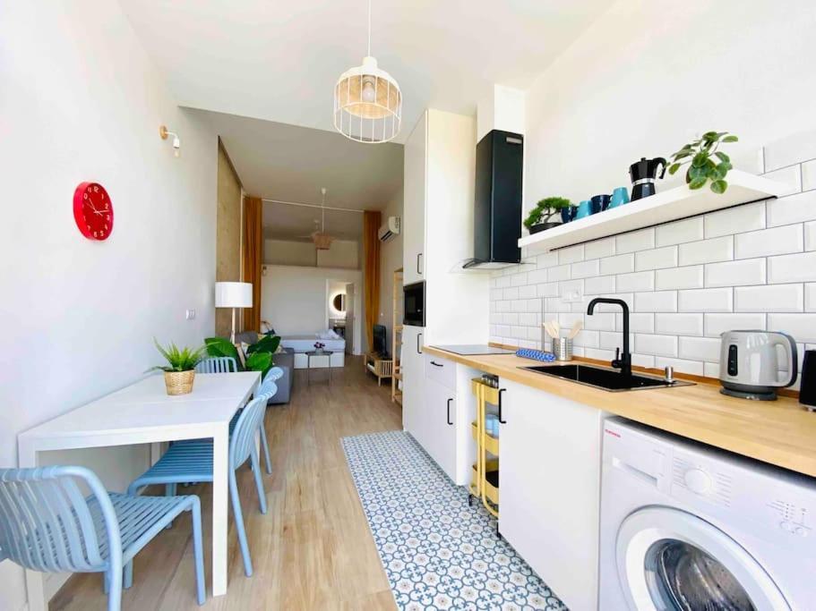 Beautiful Flat Next The Beach Valencia Bagian luar foto